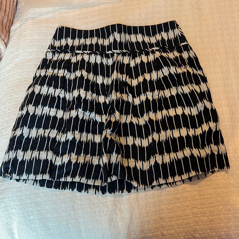 00 navy blue/white LOFT work skirt